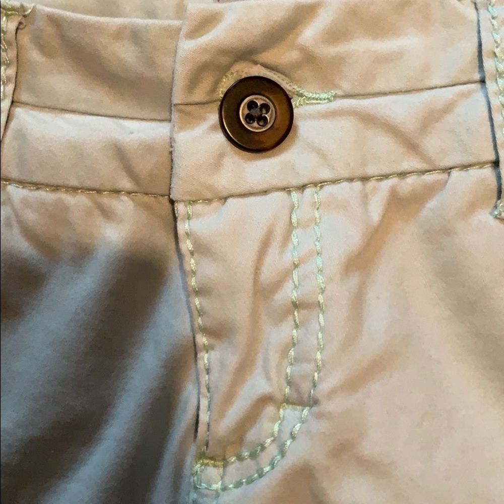 Shorts - Picture 8 of 8